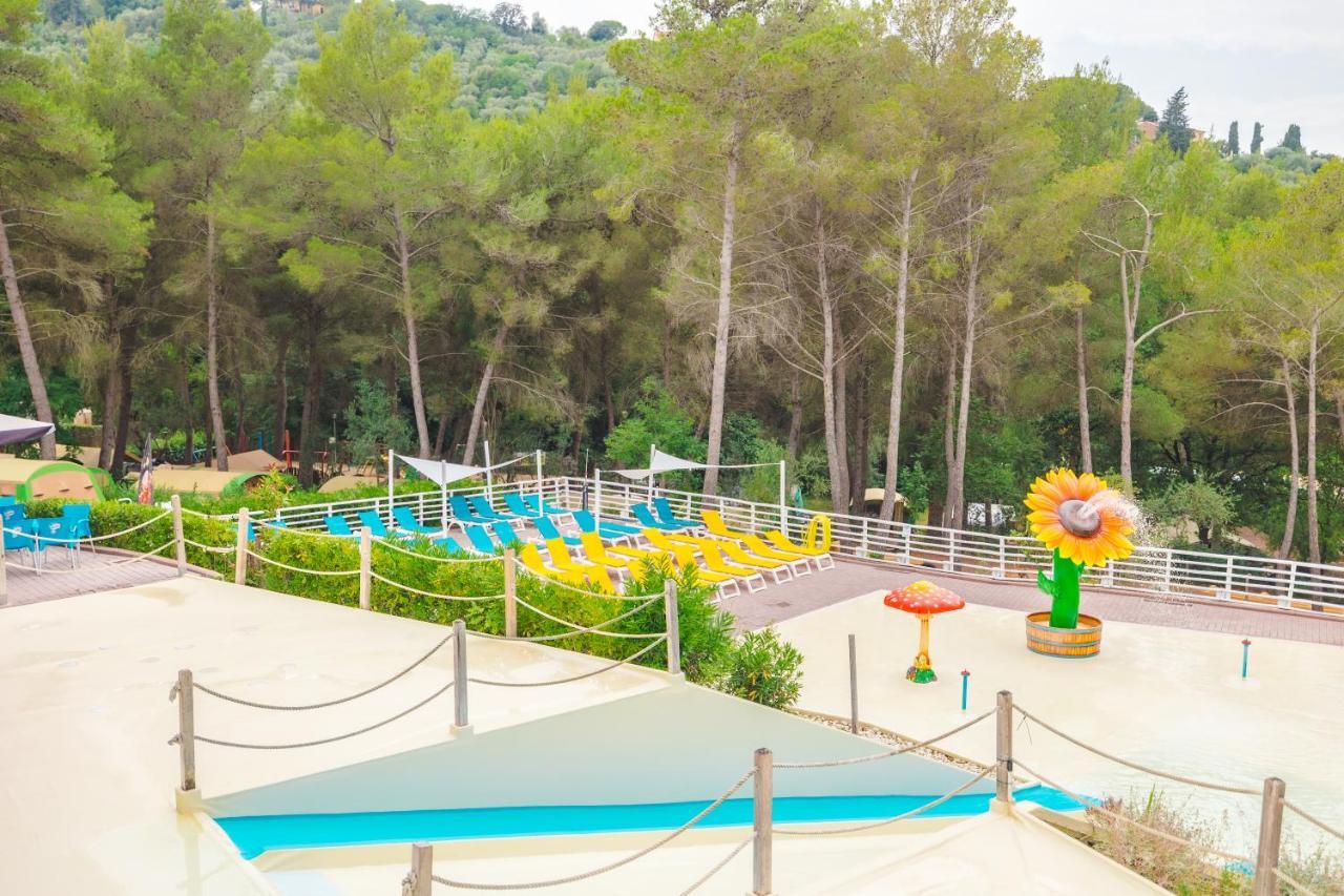 Le Pianacce Camping Village Castagneto Carducci Exterior foto