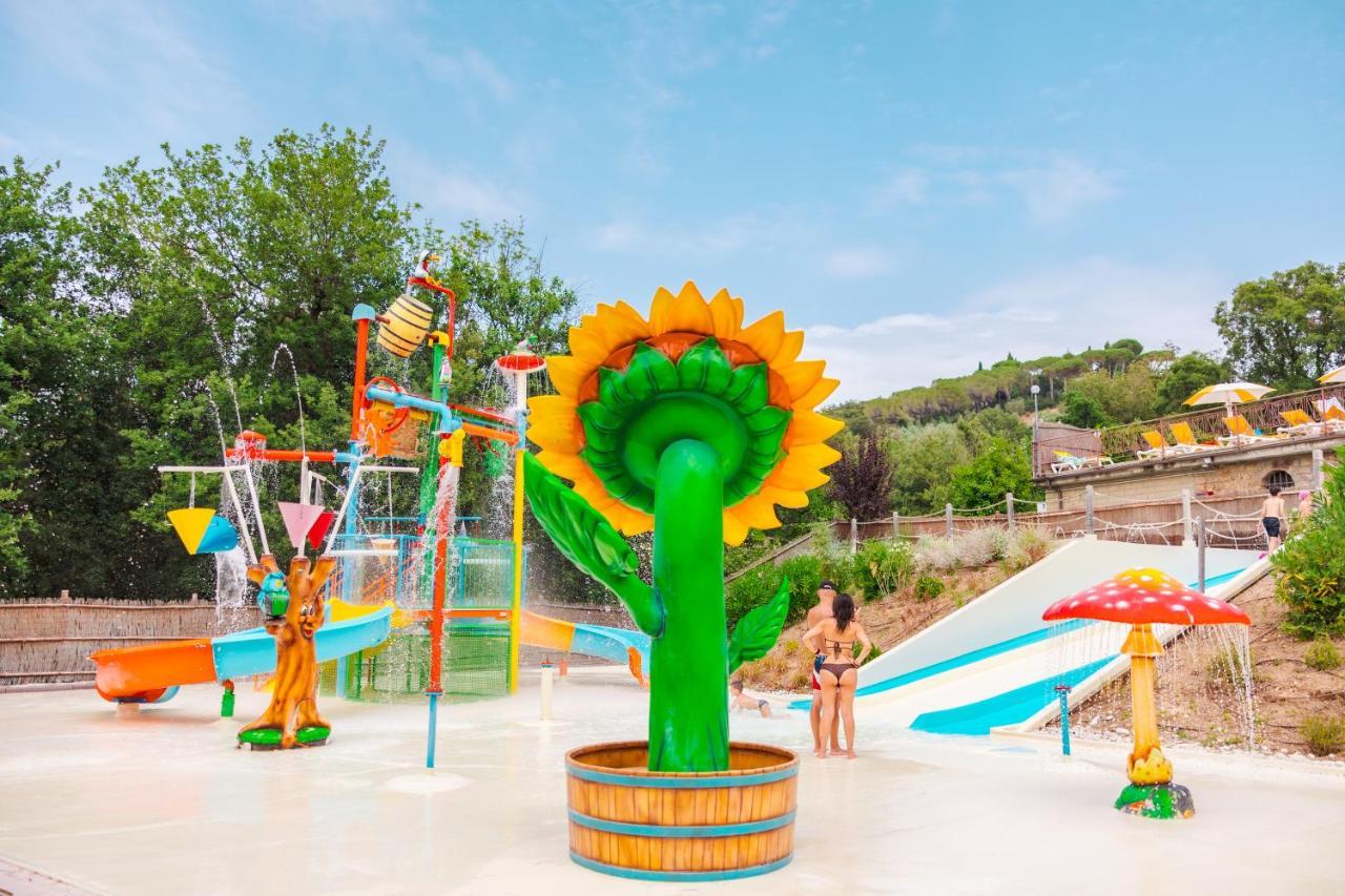 Le Pianacce Camping Village Castagneto Carducci Exterior foto